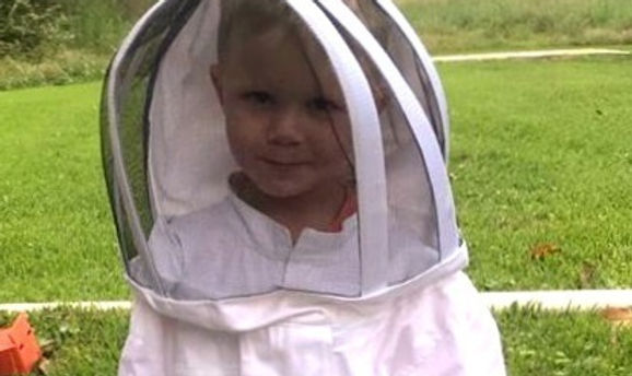 Karson - Bee Keeping Suit_edited_edited_edited.jpg